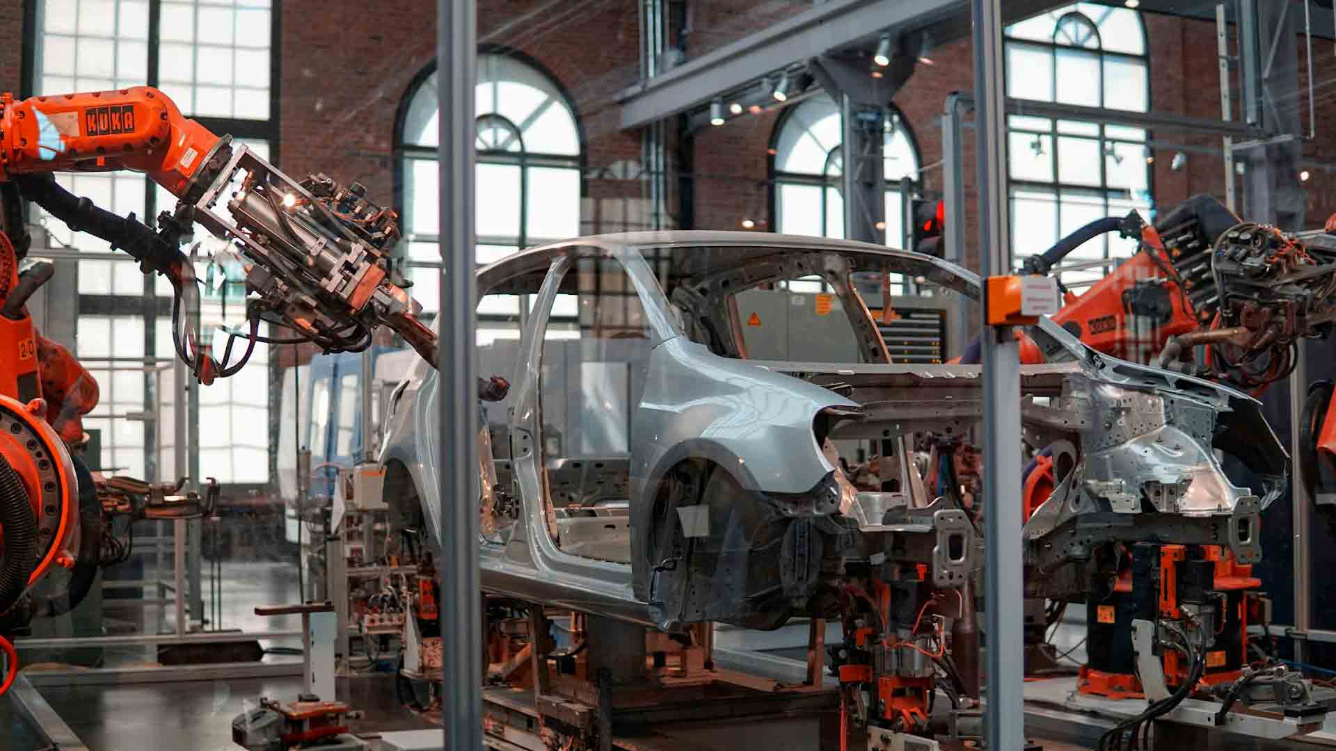 Lombardia, filiera automotive: in 10 anni +14% addetti e +13% aziende