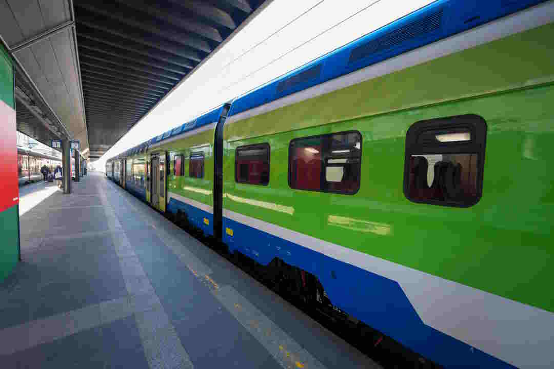Trasporti Lombardia: investiti 1,7mld per 222 nuovi treni