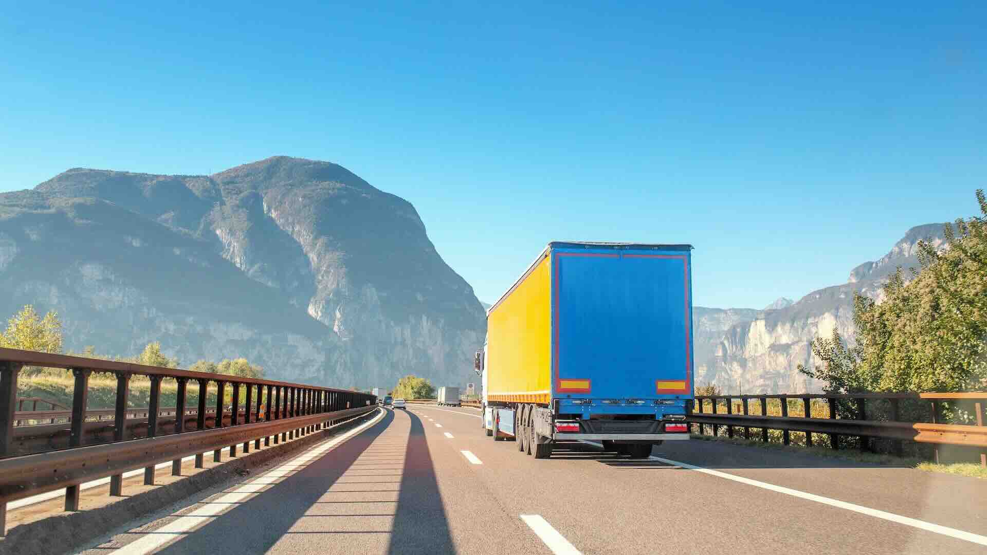Decreto flussi: assunzione lavoratori stranieri autotrasporto, click day 5 febbraio 2025