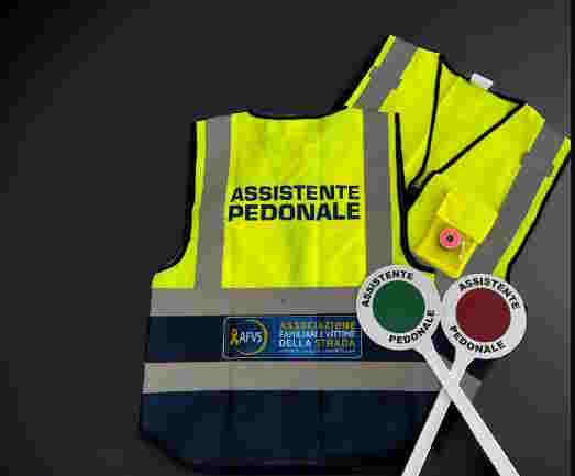 Sicurezza stradale: a Milano parte il corso per formare l’Assistente pedonale