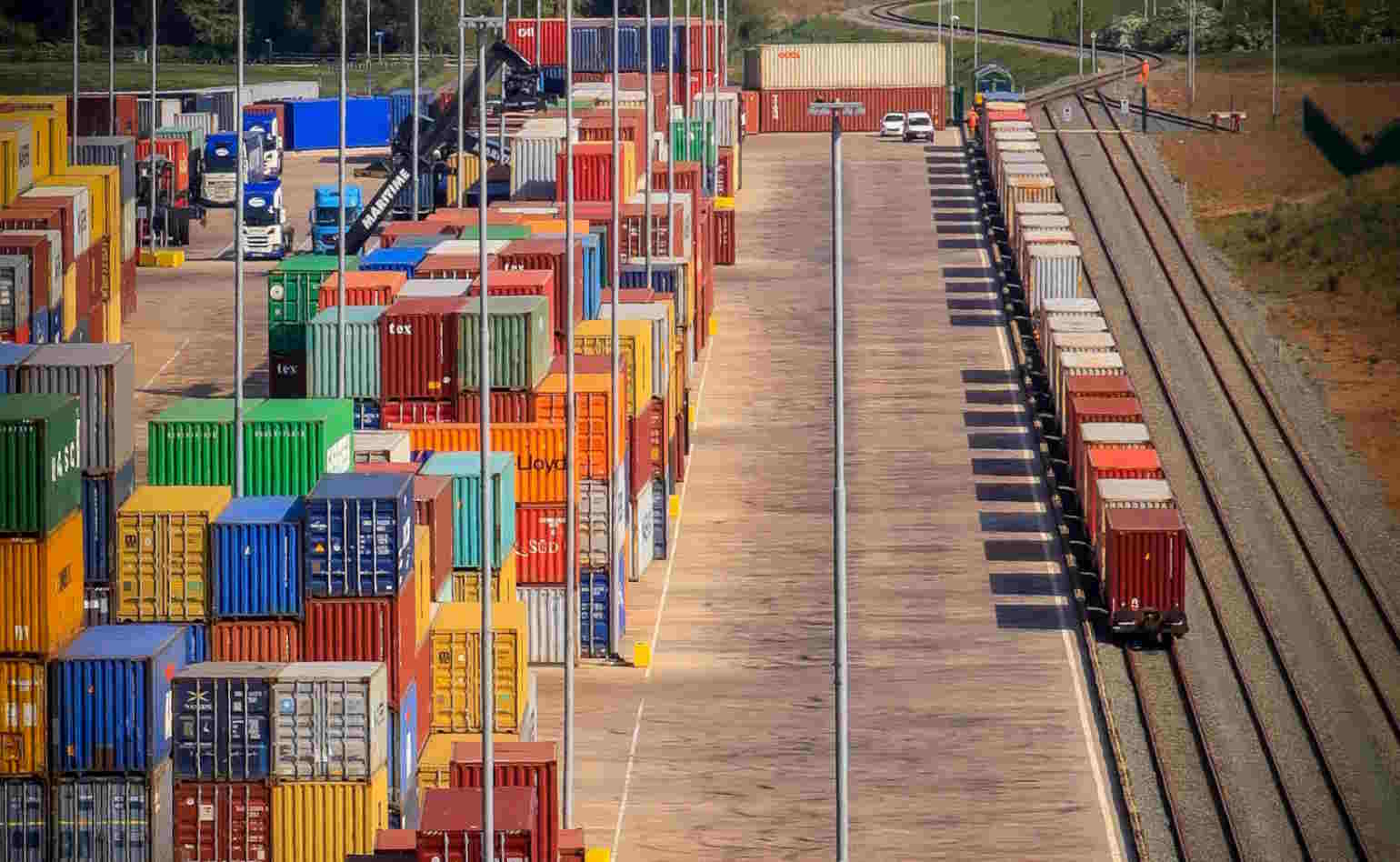 Logtainer e Mercitalia Rail: nuovo treno intermodale Livorno-Padova
