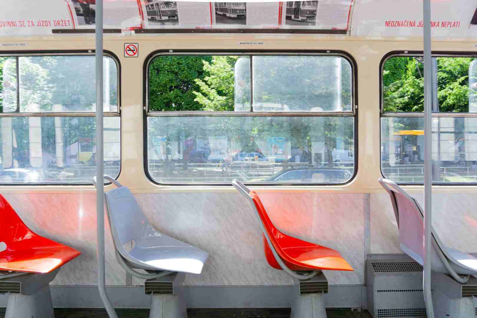 Nuovo aumento dei biglietti per bus e treni in Piemonte dal 1°luglio