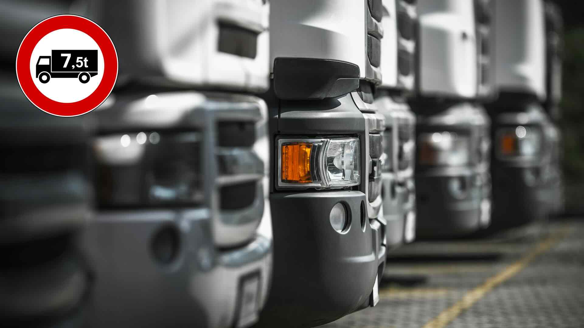 Camion: divieti mezzi pesanti per Natale e Capodanno