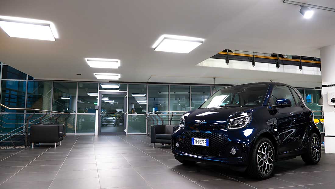 smart fortwo: consegnato a Milano l’ultimo esemplare