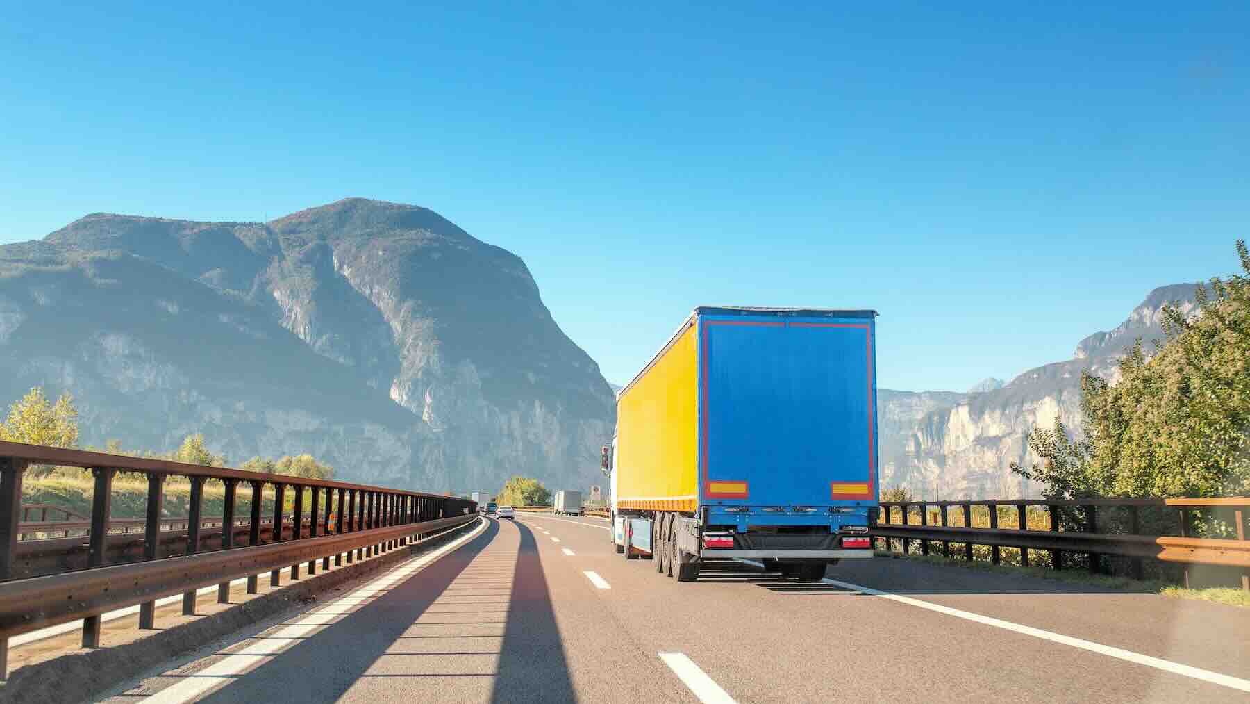 Pnrr: mancano fondi per il trasporto aereo e il trasporto su gomma