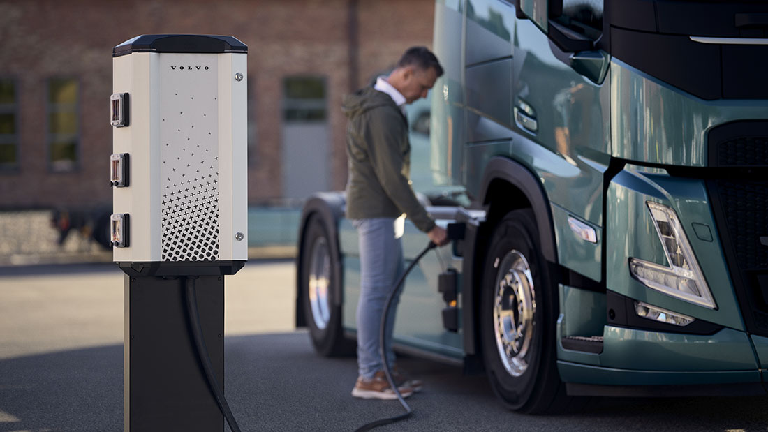 Volvo Trucks, nuovi servizi per la ricarica dei camion elettrici