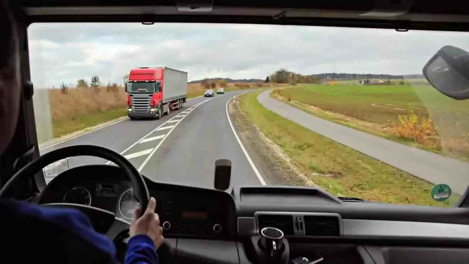 CCNL Trasporti, Logistica e Spedizioni: aumento in busta paga a gennaio e nuove indennità di trasferta