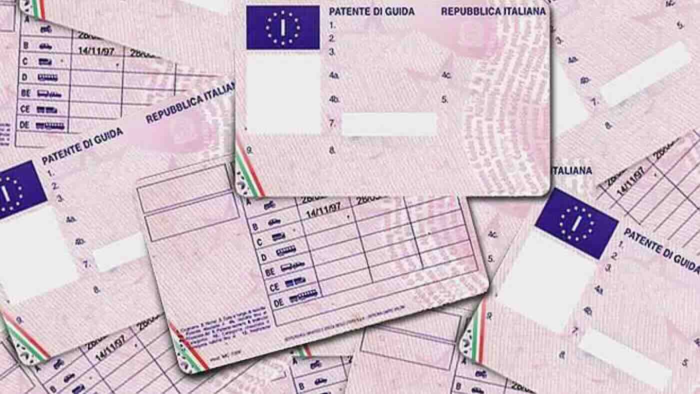 L’UE sta ridefinendo le misure relative al ritiro della patente
