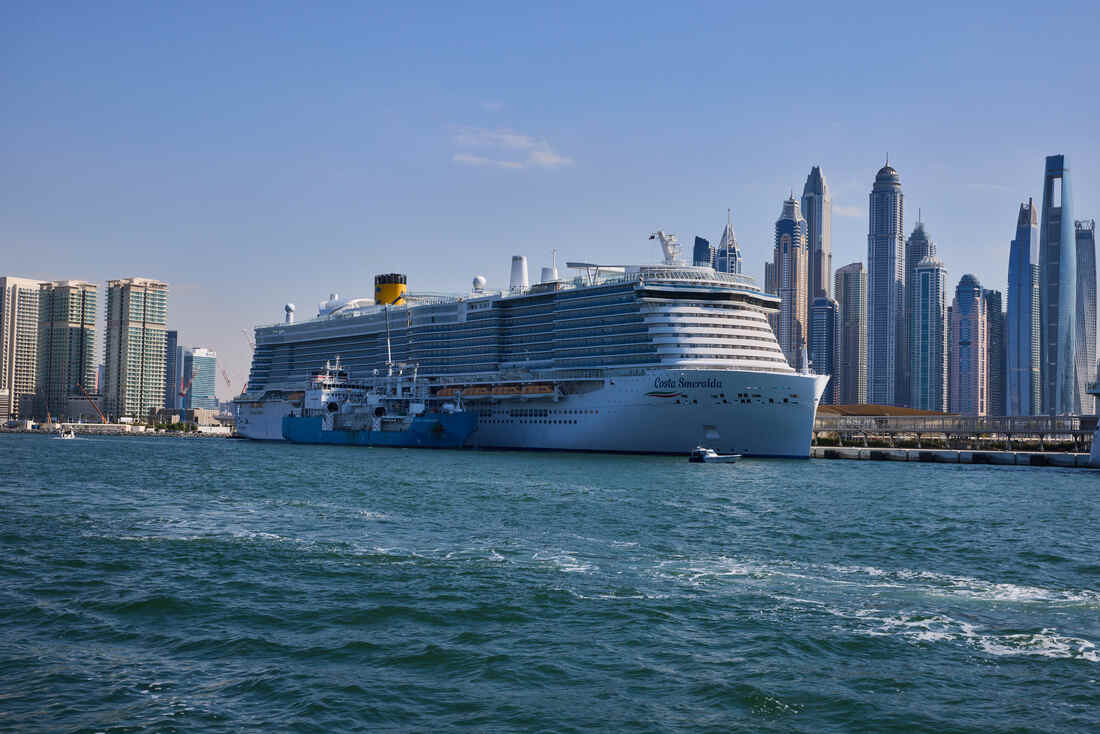 Costa Smeralda è la prima nave da crociera a rifornirsi di GNL nel porto di Dubai