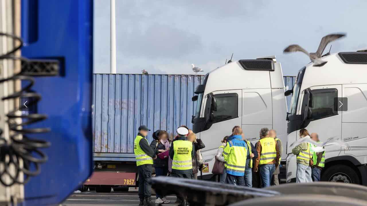 Polizia Stradale: controllo mezzi pesanti, ecco le date delle operazioni Truck & Bus ROADPOL 2025