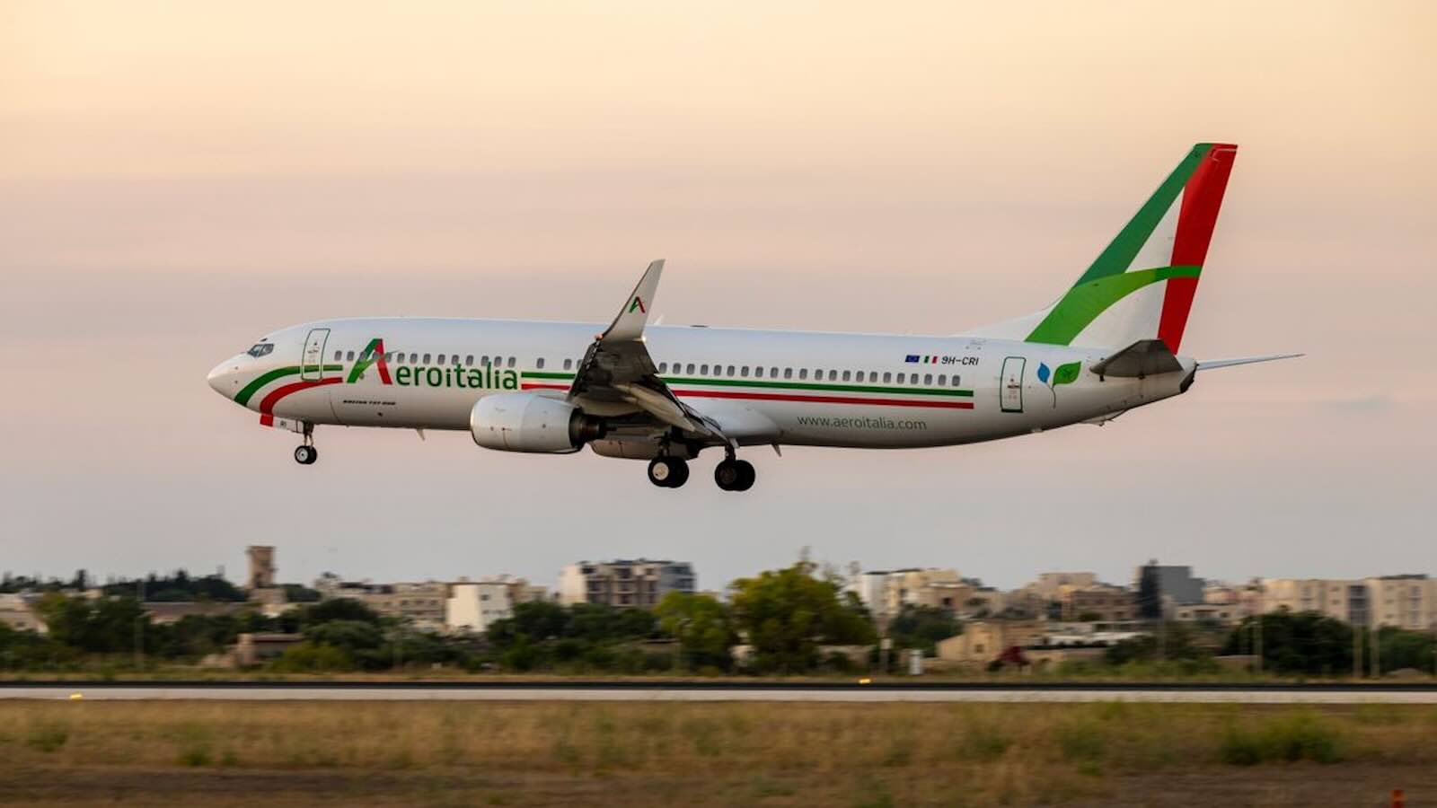 Voli cancellati in Sardegna Aeroitalia convocata per violazioni